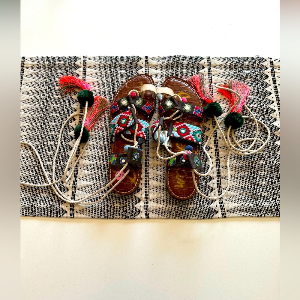 Sam Edelman leather sandals multi-color embroidery size 9 new w/o box mirrored